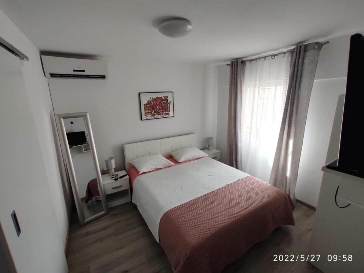 Apartments Mia Bibinje Luaran gambar
