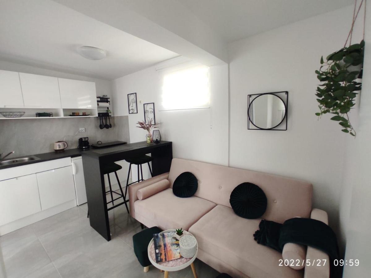 Apartments Mia Bibinje Luaran gambar