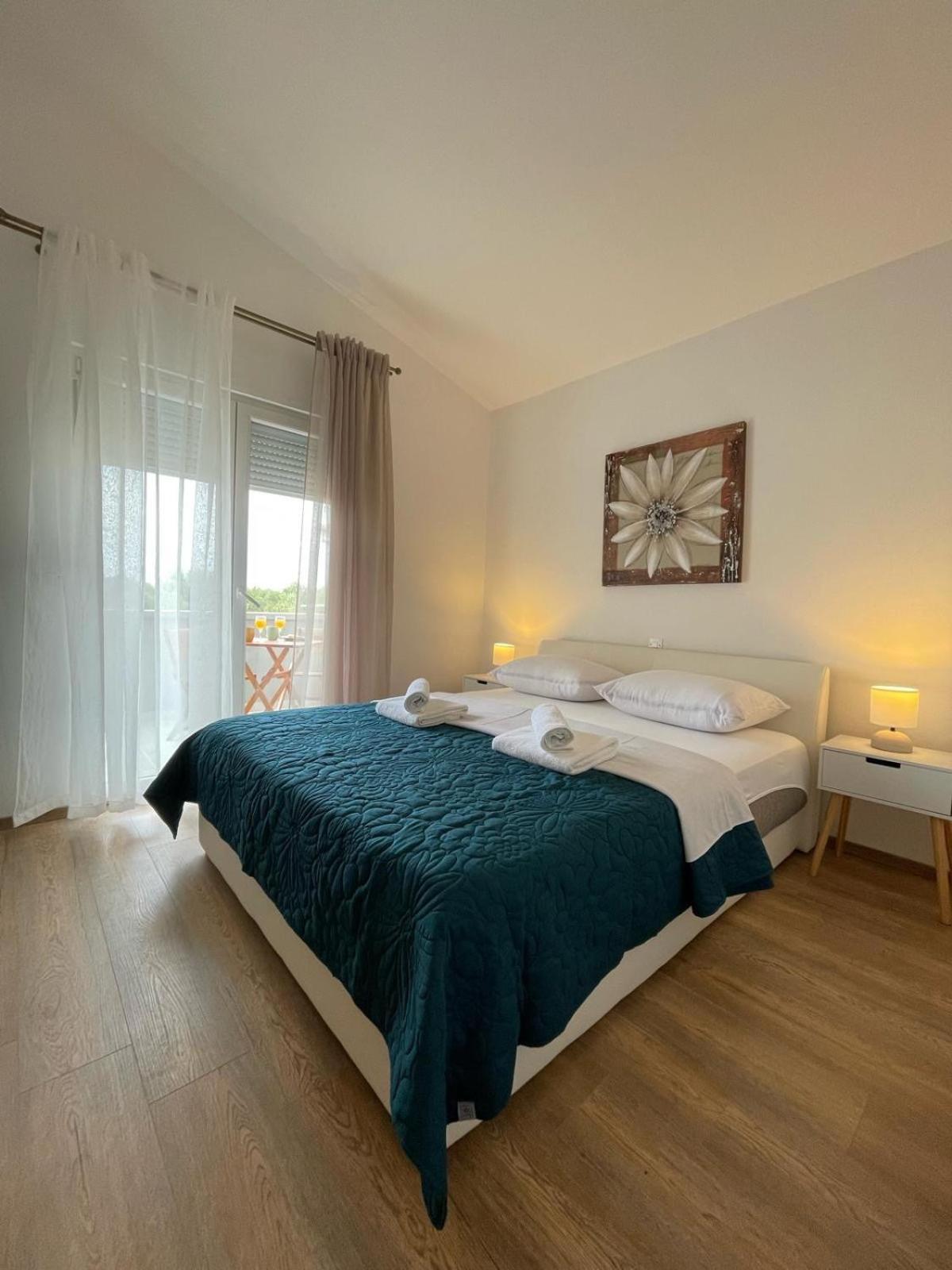 Apartments Mia Bibinje Luaran gambar
